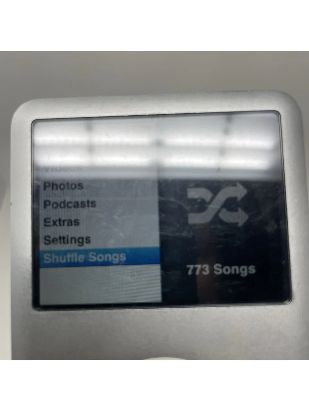 APPLE iPOD CLASSIC 6TH GEN. SILVER 80GB